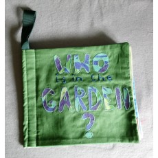 An applique pattern for a book cover